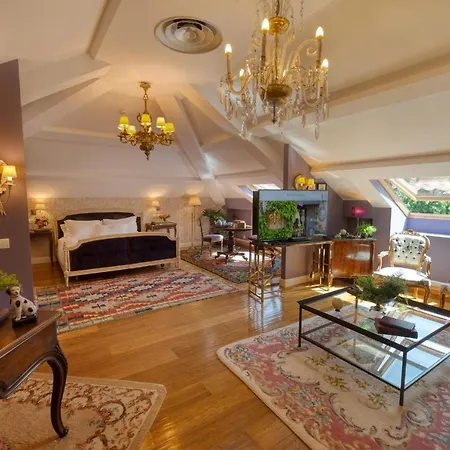 ア キンタ ダ オーガ スパ ルレ&シャトー ホテル